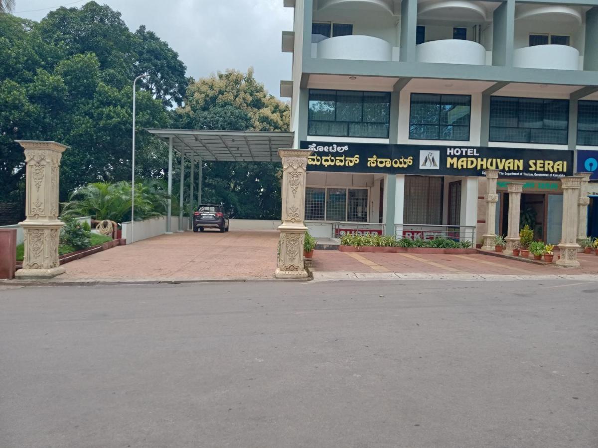 Hotel Madhuvan Serai Manipal Exteriér fotografie