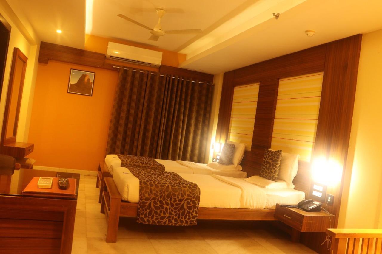 Hotel Madhuvan Serai Manipal Exteriér fotografie