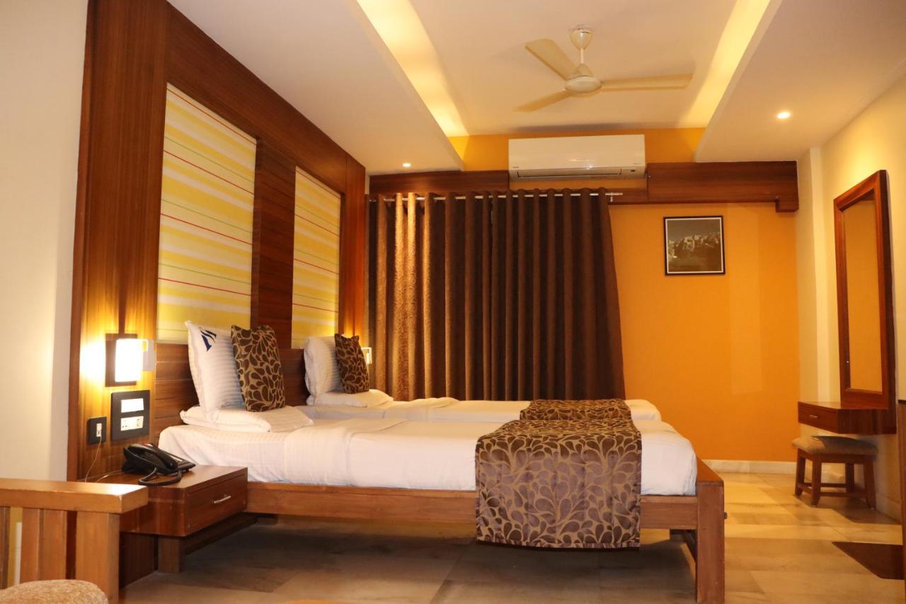 Hotel Madhuvan Serai Manipal Exteriér fotografie