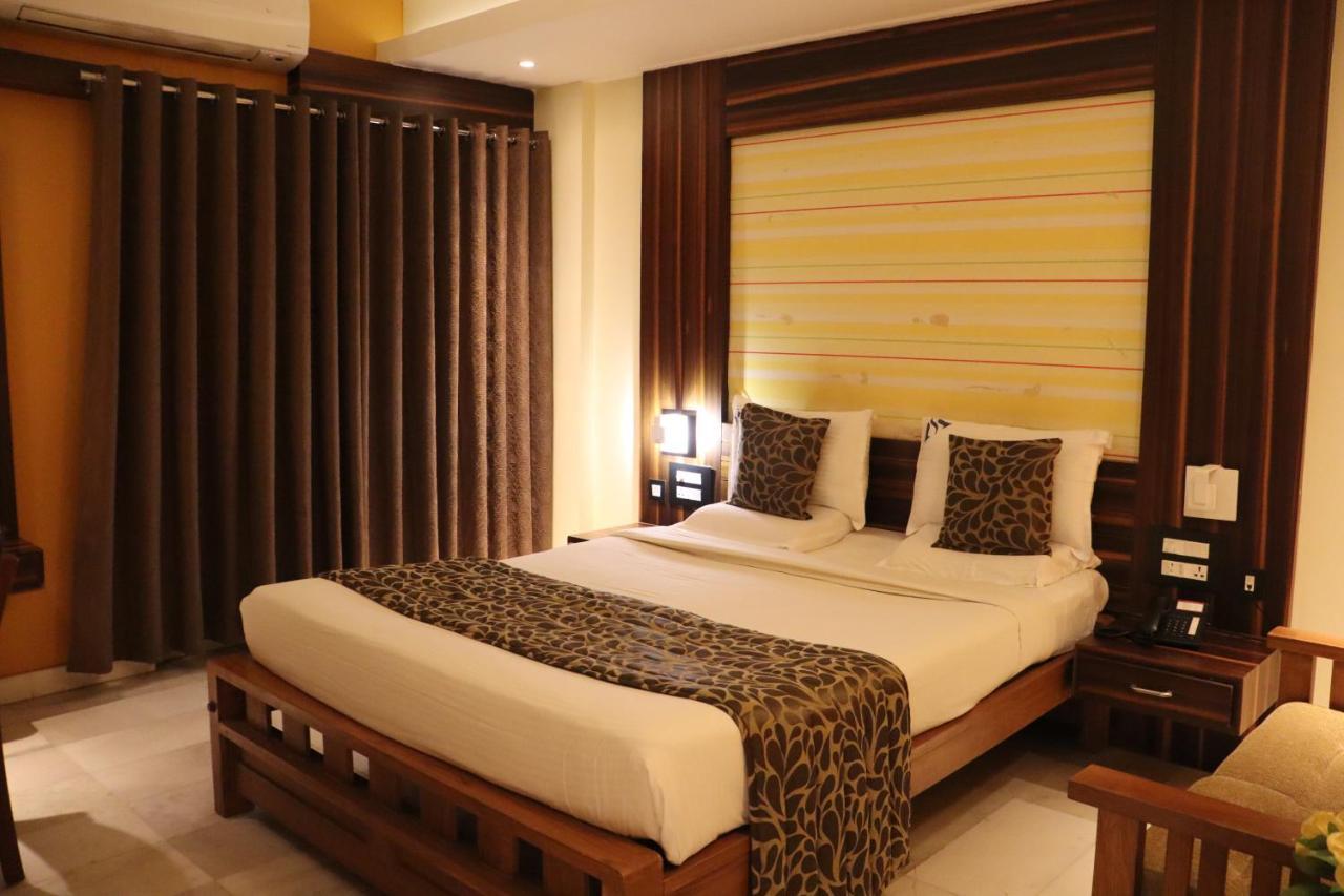 Hotel Madhuvan Serai Manipal Exteriér fotografie