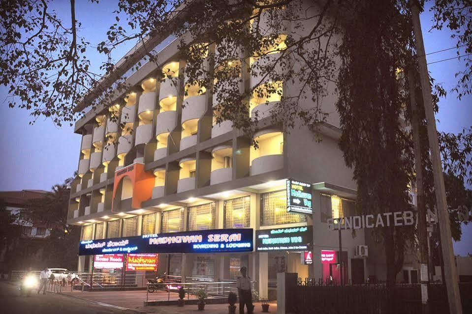 Hotel Madhuvan Serai Manipal Exteriér fotografie