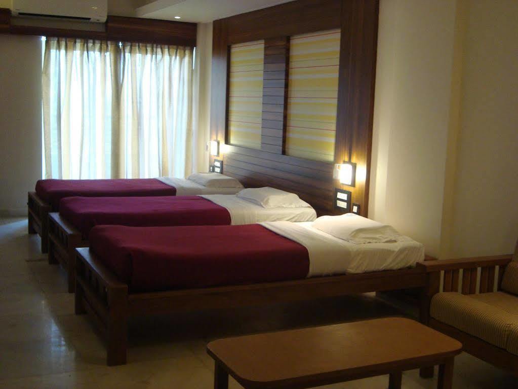 Hotel Madhuvan Serai Manipal Exteriér fotografie