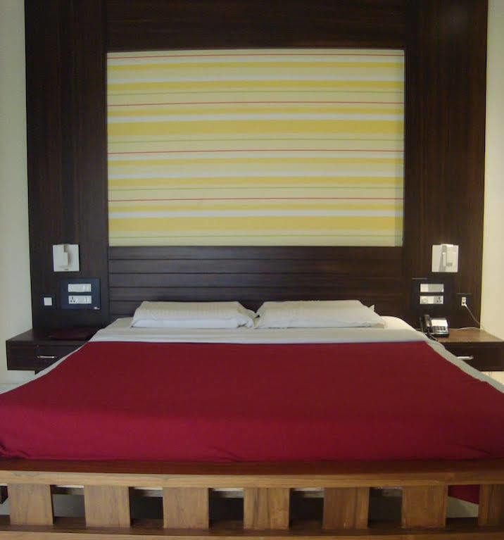 Hotel Madhuvan Serai Manipal Exteriér fotografie