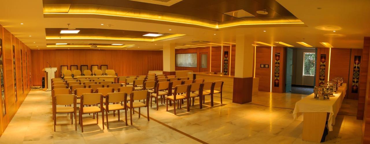 Hotel Madhuvan Serai Manipal Exteriér fotografie